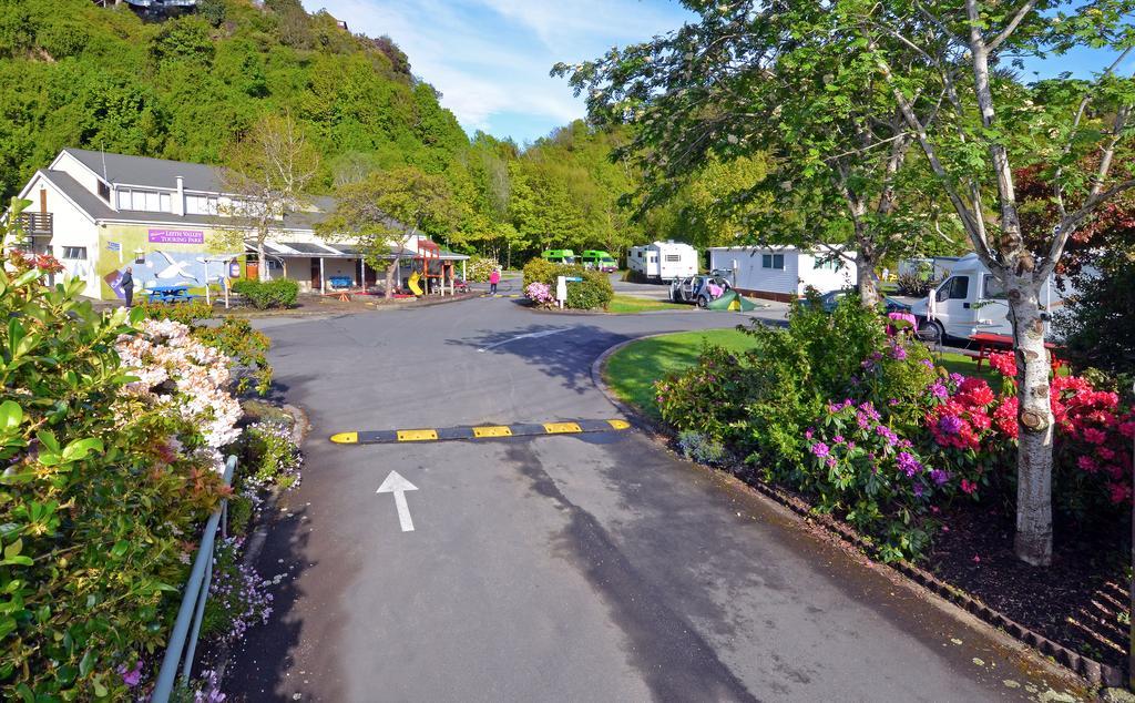 Leith Valley Holiday Park And Motels Dunedin Exterior photo